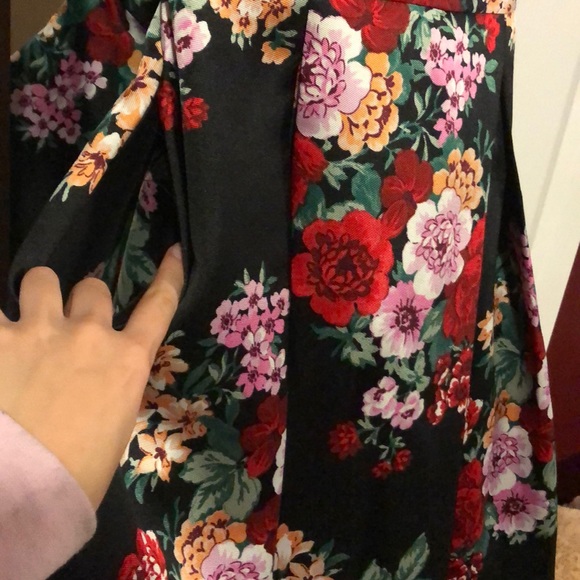 Prom dress - Picture 2 of 8